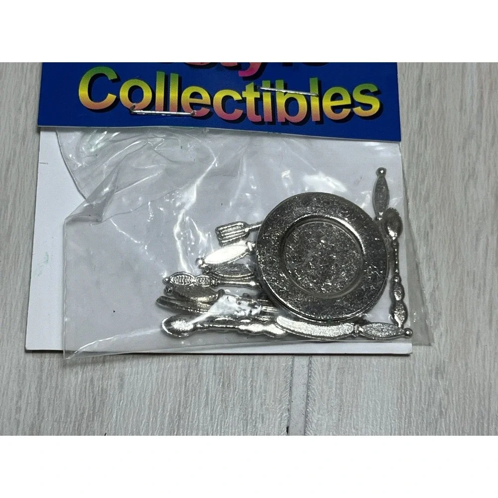 Joshua's Lifestyle Collectibles dollhouse miniatures silver tone utensils plates